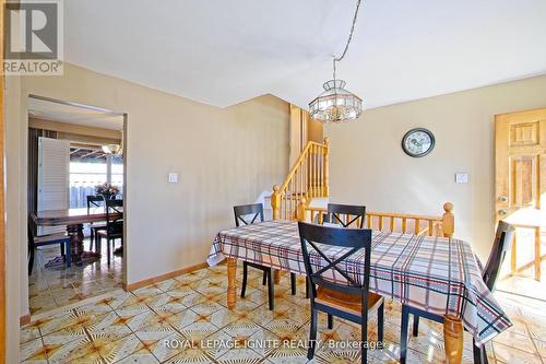 3350 Lehigh Crescent W, Mississauga, ON - Indoor Photo Showing Dining Room