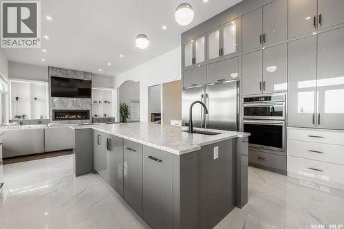 623 Kenaschuk Crescent, Saskatoon, SK - Indoor Photo Showing Kitchen With Upgraded Kitchen
