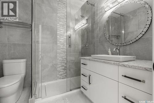 623 Kenaschuk Crescent, Saskatoon, SK - Indoor Photo Showing Bathroom