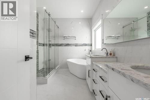 623 Kenaschuk Crescent, Saskatoon, SK - Indoor Photo Showing Bathroom
