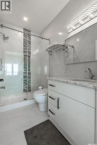 623 Kenaschuk Crescent, Saskatoon, SK - Indoor Photo Showing Bathroom