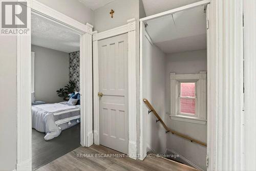 49 Cheever Street, Hamilton, ON - Indoor Photo Showing Other Room