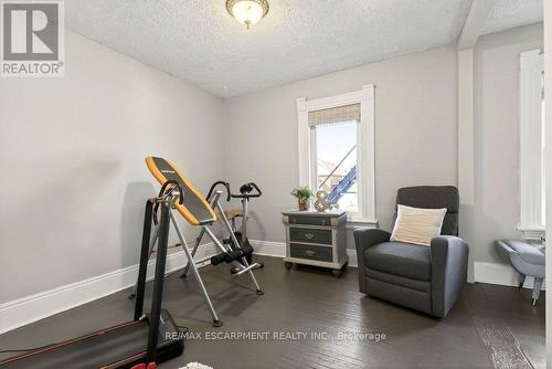 49 Cheever Street, Hamilton, ON - Indoor Photo Showing Gym Room