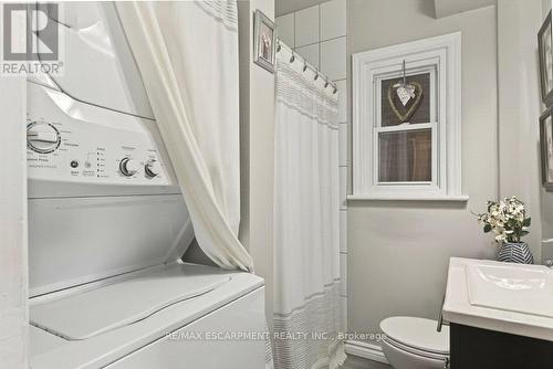 49 Cheever Street, Hamilton, ON - Indoor Photo Showing Laundry Room