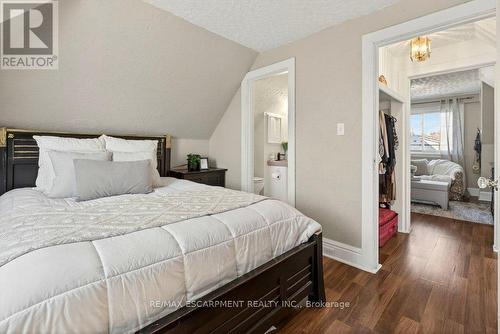 49 Cheever Street, Hamilton, ON - Indoor Photo Showing Bedroom