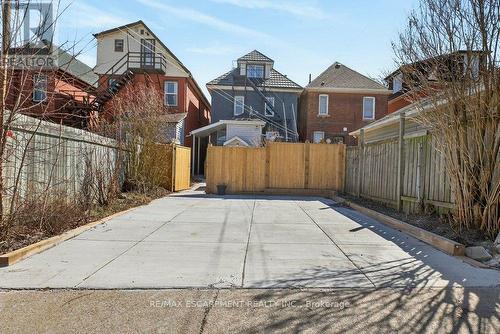 49 Cheever Street, Hamilton, ON - Outdoor