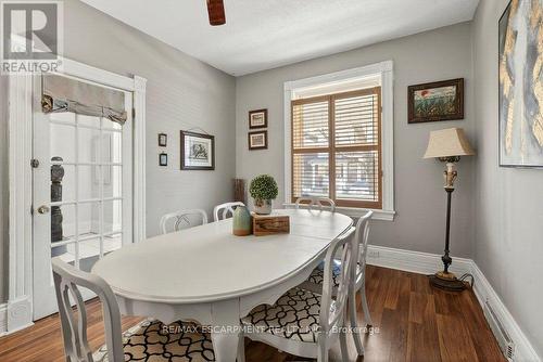 49 Cheever Street, Hamilton, ON - Indoor Photo Showing Dining Room