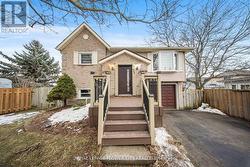 55 WOODBOROUGH PLACE  Cambridge, ON N1R 7X1