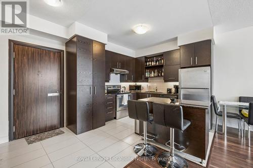 810 - 277 South Park Road, Markham (Commerce Valley), ON - Indoor Photo Showing Kitchen