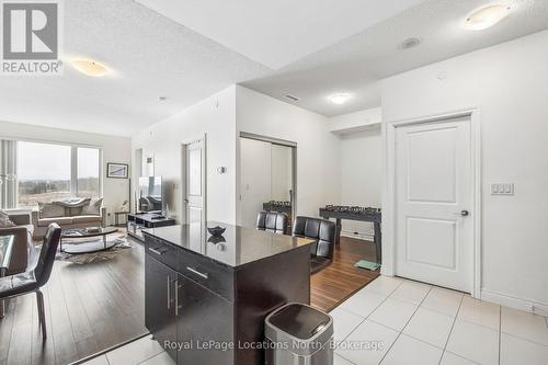 810 - 277 South Park Road, Markham (Commerce Valley), ON - Indoor