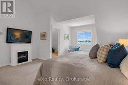 Primary Bedroom Upper Level - 