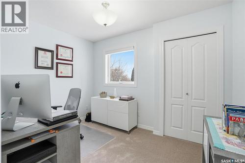 1002 Pezer Crescent, Saskatoon, SK - Indoor