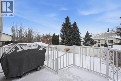 1002 Pezer Crescent, Saskatoon, SK - Outdoor