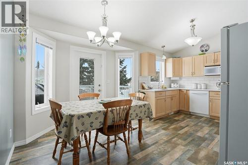1002 Pezer Crescent, Saskatoon, SK - Indoor Photo Showing Dining Room