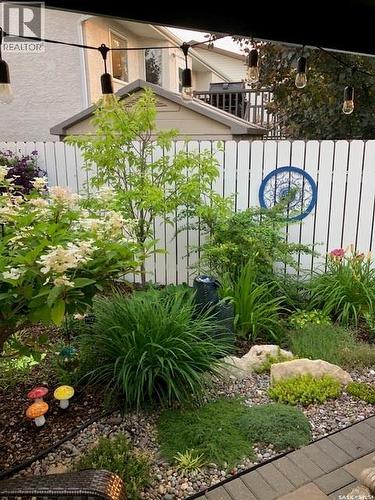 1002 Pezer Crescent, Saskatoon, SK - Outdoor