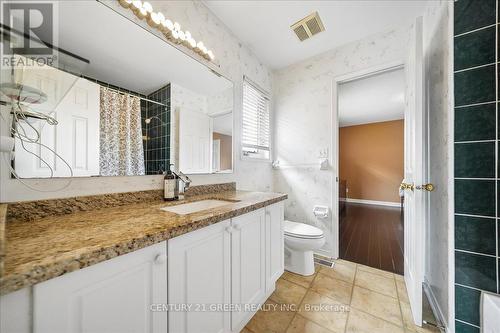 1031 Blueheron Boulevard, Mississauga, ON - Indoor Photo Showing Bathroom