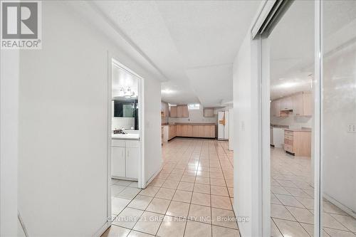 1031 Blueheron Boulevard, Mississauga, ON - Indoor