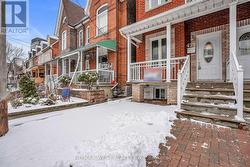 472 SYMINGTON AVENUE Toronto, ON M6N 2W5