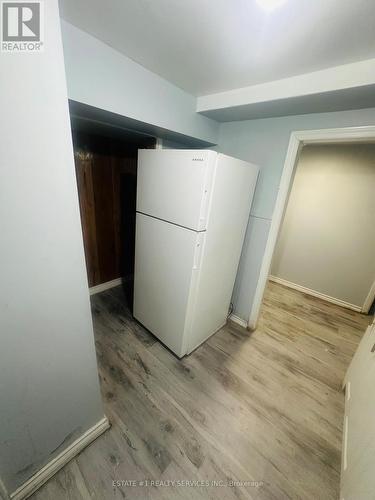 176 Kenneth Avenue, Kitchener, ON - Indoor