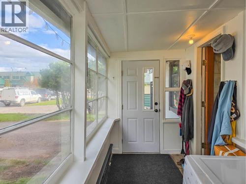 3883 3Rd Avenue, Smithers, BC - Indoor Photo Showing Other Room