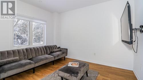 32 Milson Crescent, Essa, ON - Indoor