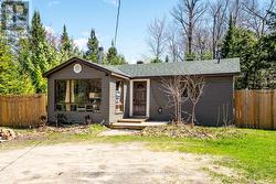 138 MOREAU PARKWAY Tiny, ON L9M 0H3