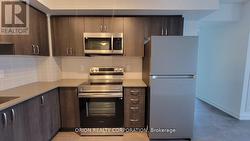 410 - 556 MARLEE AVENUE Toronto, ON M6B 0B1