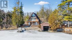 304 HAY BAY LANE Leeds And The Thousand Islands, ON K0E 1L0