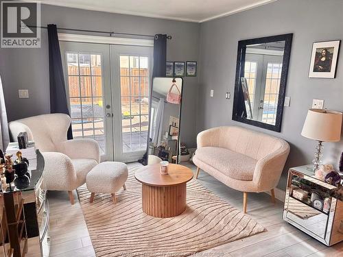 2348 Arthur, Windsor, ON - Indoor Photo Showing Other Room
