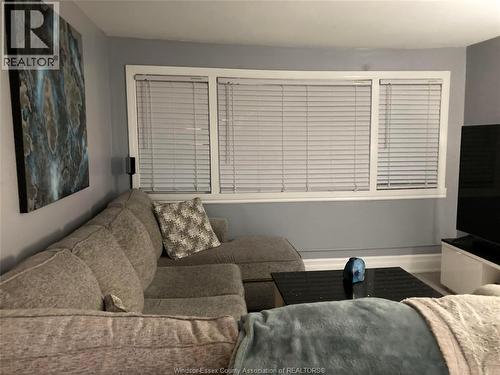 2348 Arthur, Windsor, ON - Indoor
