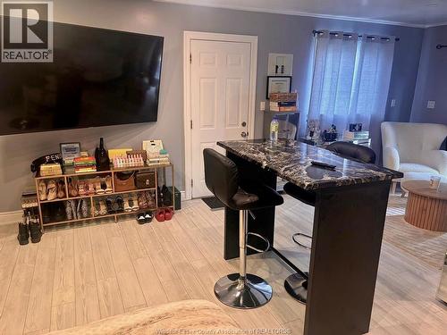2348 Arthur, Windsor, ON - Indoor