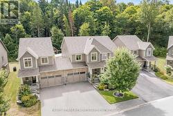 22 SPALDING CRESCENT Huntsville, ON P1H 1C8