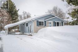 71 Hardwood ST Sault Ste. Marie, ON P6A 5W1