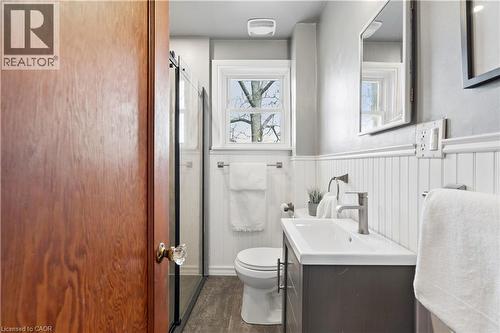 5099 First Line, Acton, ON - Indoor Photo Showing Bathroom