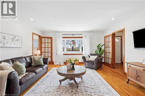 5099 First Line, Acton, ON - Indoor Photo Showing Living Room