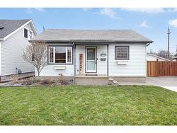 2840 MELBOURNE Road  Windsor, ON N9C 1Y2