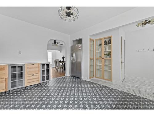 809 Gladstone, Windsor, ON 