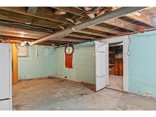 809 Gladstone, Windsor, ON 