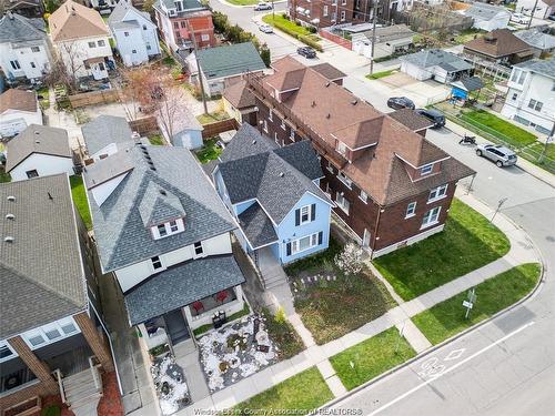 809 Gladstone, Windsor, ON 