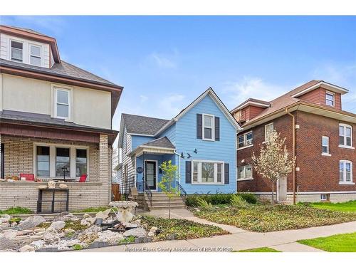 809 Gladstone, Windsor, ON 