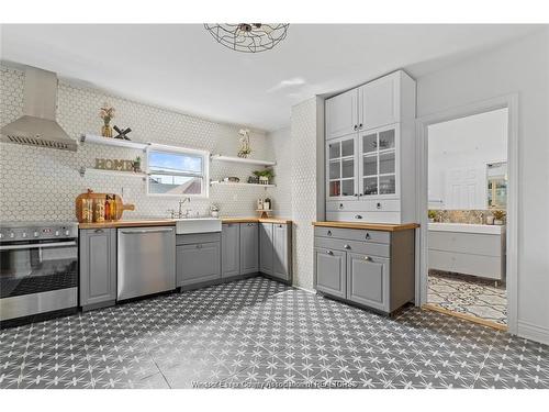 809 Gladstone, Windsor, ON 