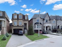 69 Headwater Crescent  Richmond Hill, ON L4E 0T2