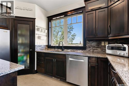 15 Meadow Bay, Lumsden, SK - Indoor Photo Showing Kitchen