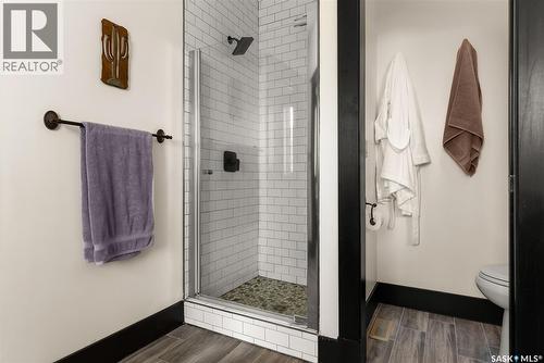 15 Meadow Bay, Lumsden, SK - Indoor Photo Showing Bathroom