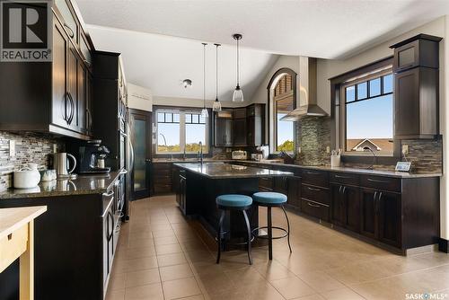 15 Meadow Bay, Lumsden, SK - Indoor Photo Showing Kitchen With Upgraded Kitchen