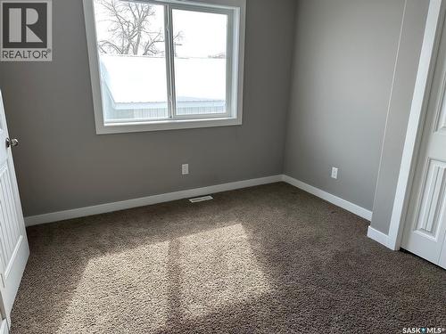 6 416 Main Street, Bienfait, SK - Indoor Photo Showing Other Room