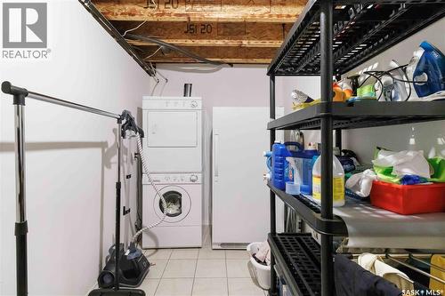 330 Sears Cove, Saskatoon, SK - Indoor Photo Showing Laundry Room