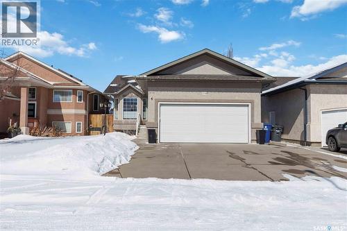 330 Sears COVE  Saskatoon, SK S7N 4V7