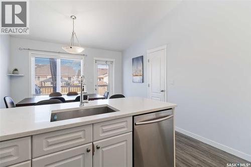 330 Sears Cove, Saskatoon, SK - Indoor Photo Showing Kitchen