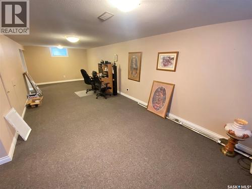 389 Maple Avenue, Yorkton, SK - Indoor Photo Showing Gym Room